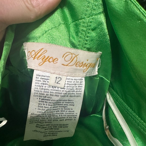 Prom Dress-READ DESCRIPTION - Picture 5 of 5